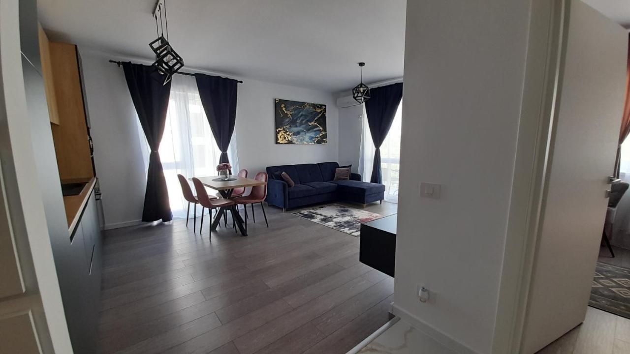 Sarah'S Place Oradea Buitenkant foto